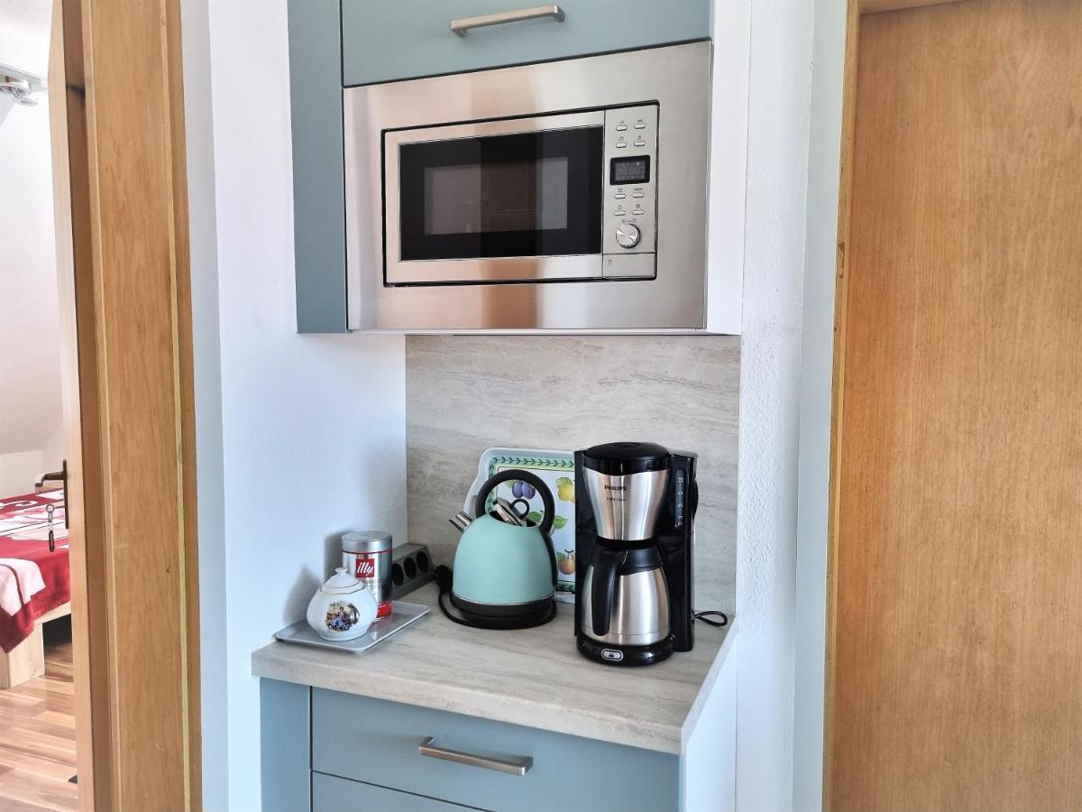 Apartment Bayreuth, Grosse Ferienwohnung Im Haus Mit Kunst, 3 Schlafzimmer, Kueche, Parkplatz Екстер'єр фото